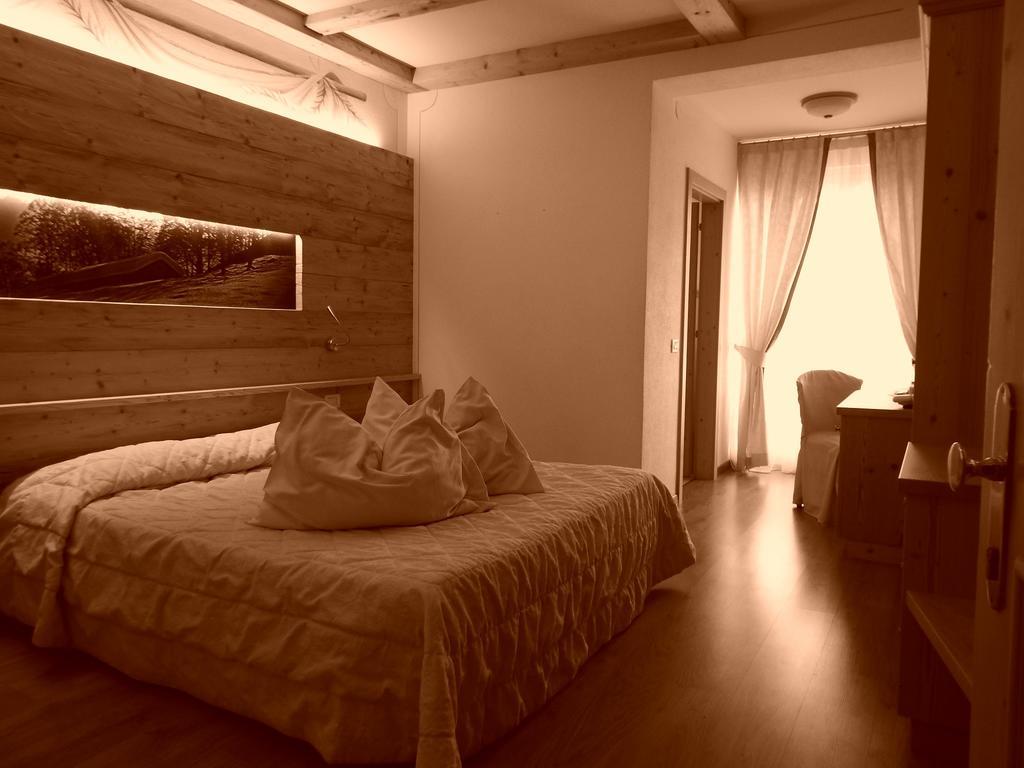Alpotel Dolomiten Molveno Pokój zdjęcie